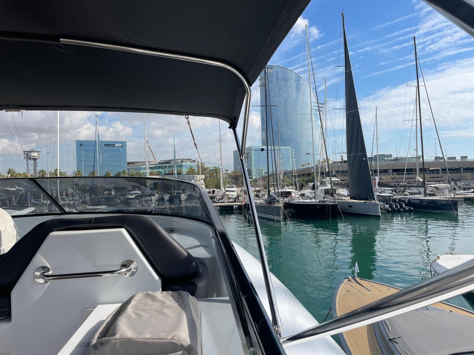 Hotel Motoryacht 21 Avec Equipage Barcellona Esterno foto